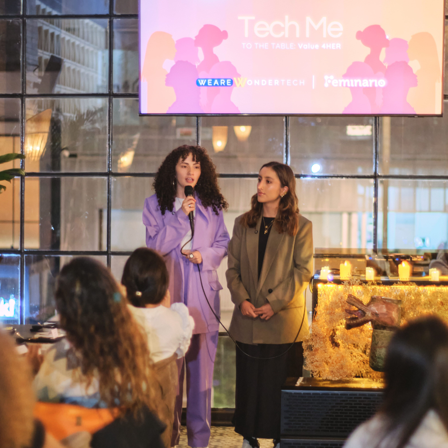 Andrea y Valentina — Tech Me to the Table